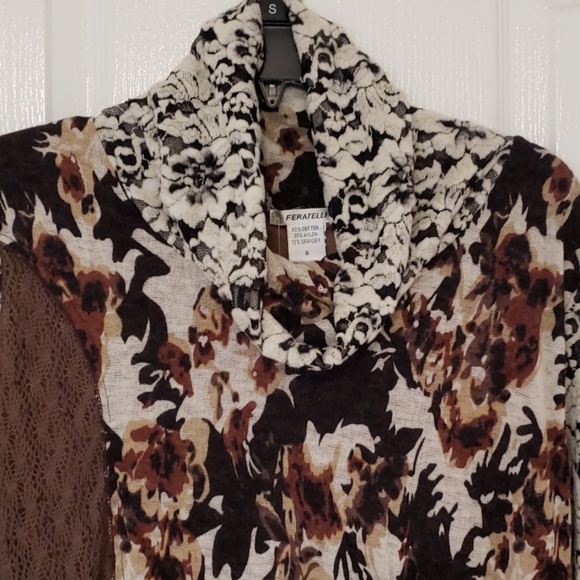 Top - Picture 2 of 3